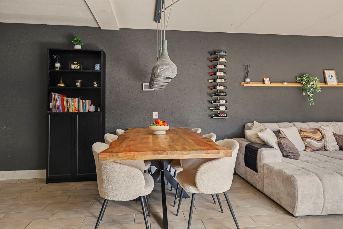 Tussenwoning te koop: Platte Driedijk 24, Hoogvliet Rotterdam