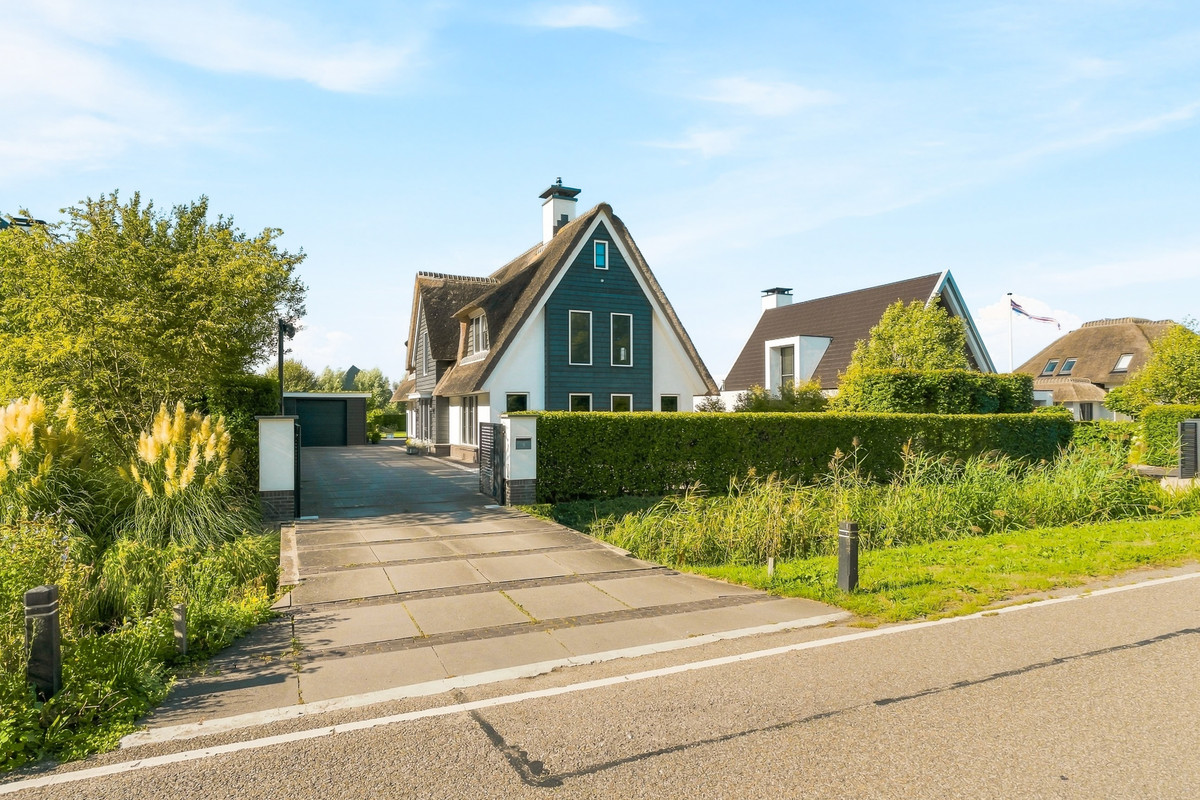 Vrijstaande woning te koop: Iepenlaan 5, De Kwakel