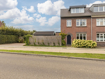 Beekstraat 102
