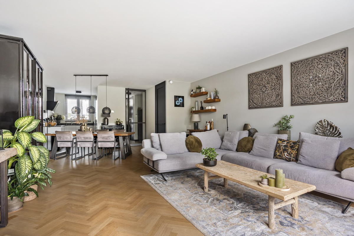 Tussenwoning te koop: Strijplaan 76, Rijswijk