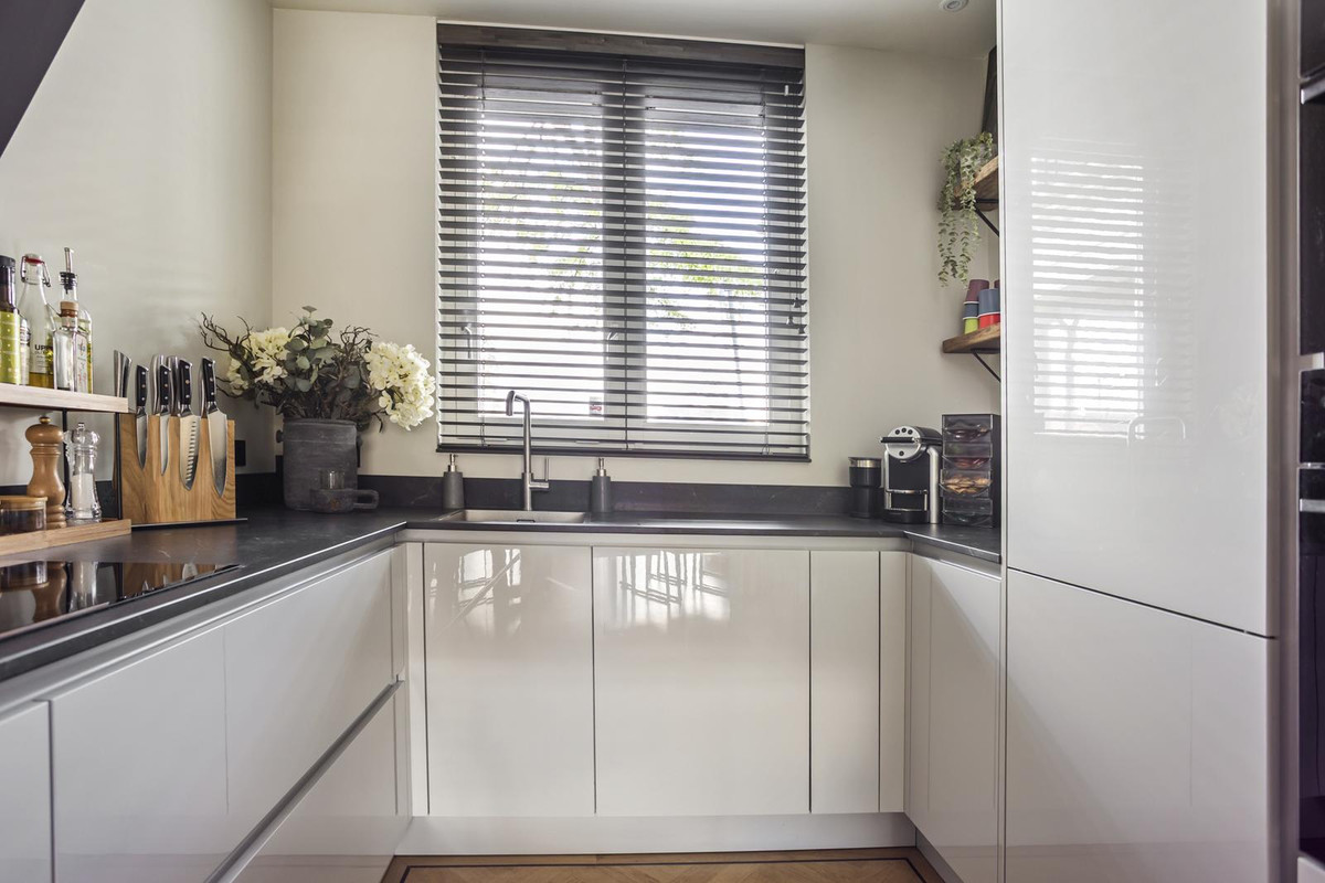Tussenwoning te koop: Strijplaan 76, Rijswijk
