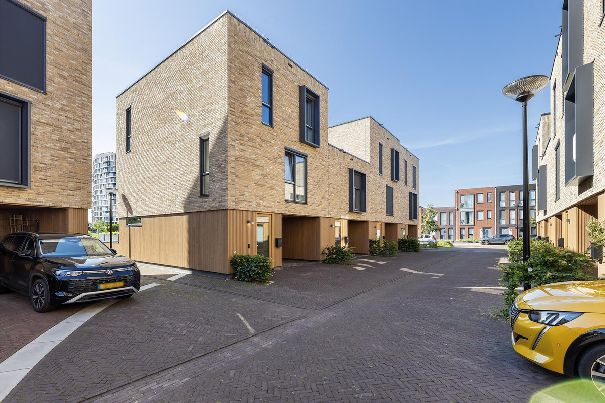 Hoekwoning te koop: Stadionlaan 95, Hengelo