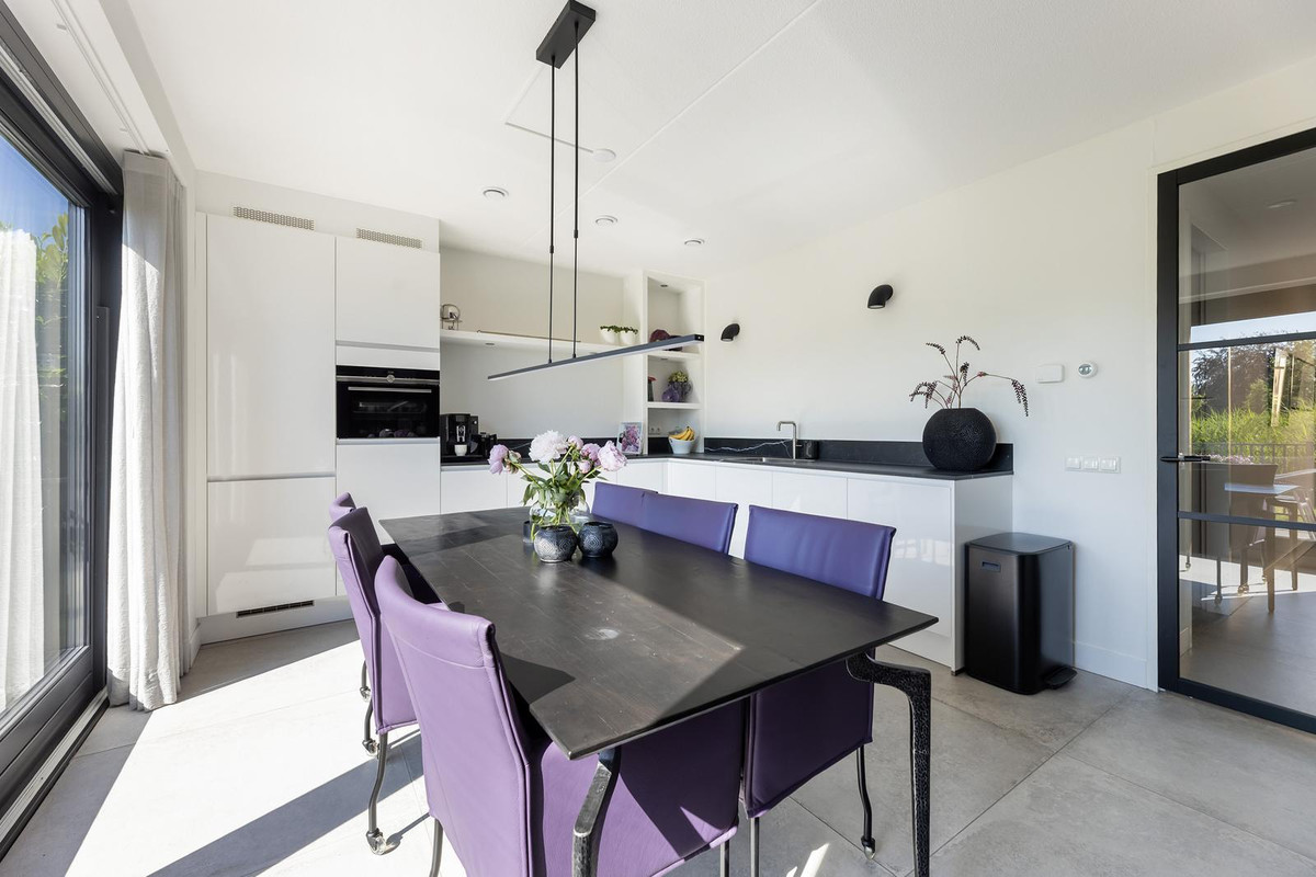 Hoekwoning te koop: Stadionlaan 95, Hengelo