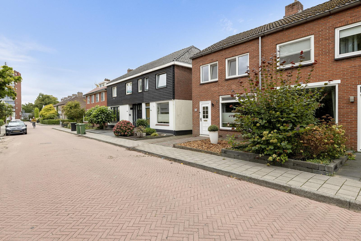 Hoekwoning te koop: Hofstedeweg 192, Enschede