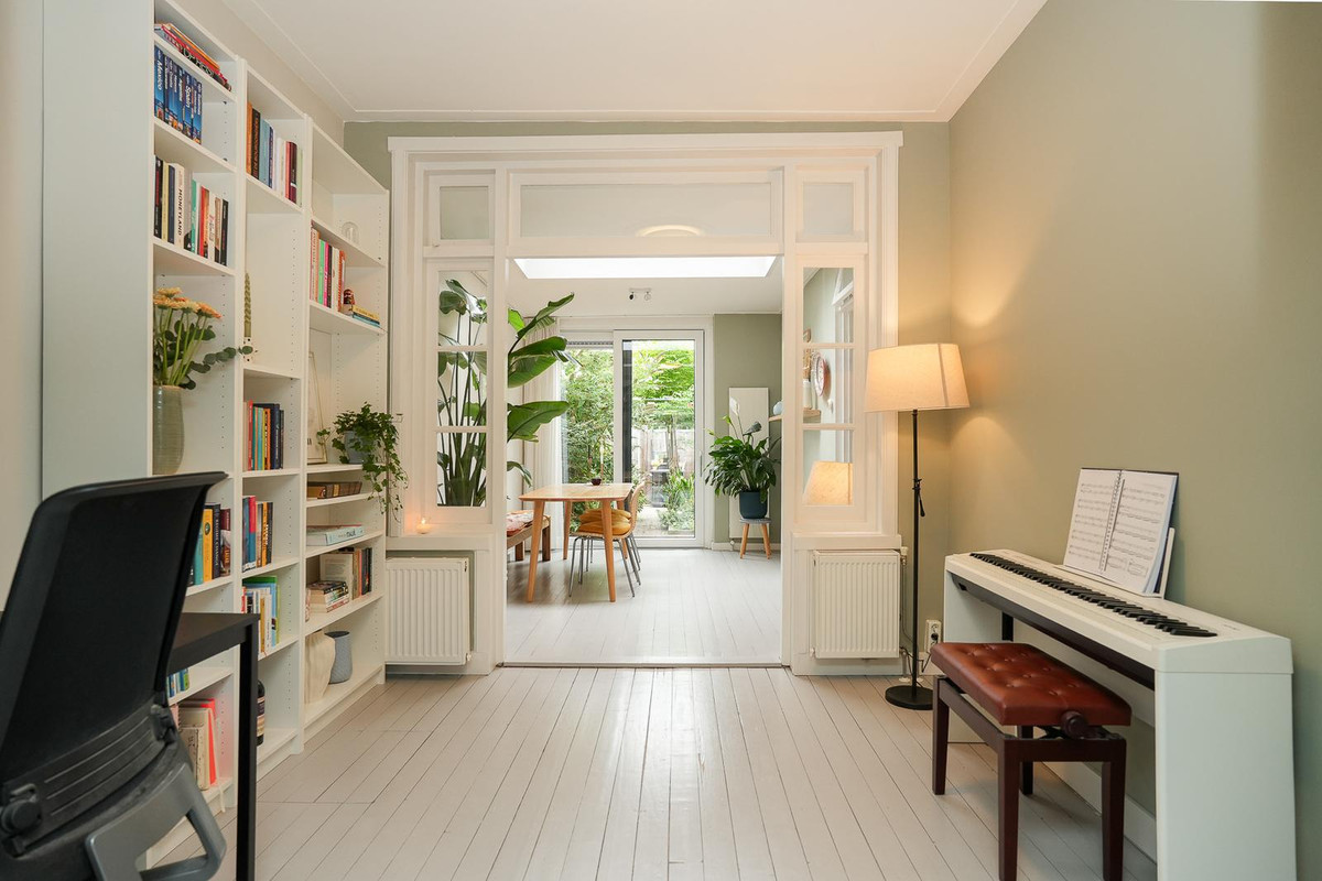 Appartement te koop: Maria van Reedestraat 9, Utrecht
