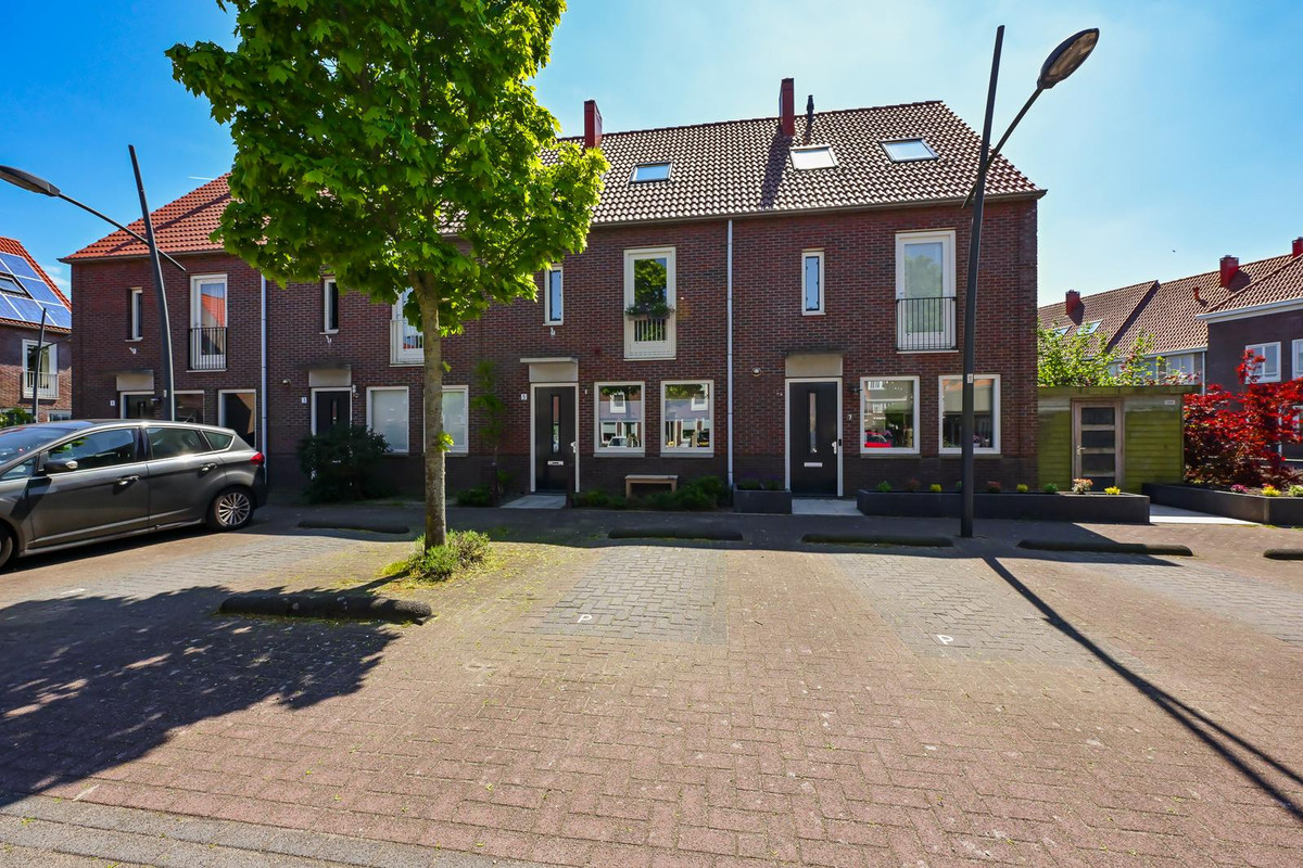 Tussenwoning te koop: Vondelpark 5, Assendelft