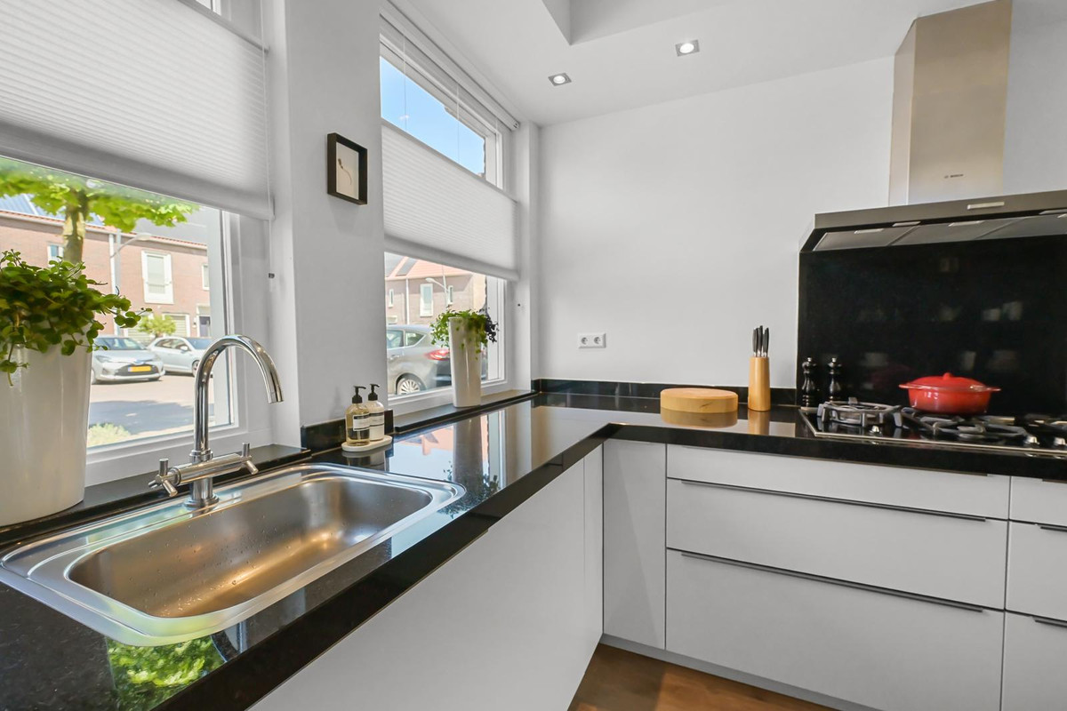 Tussenwoning te koop: Vondelpark 5, Assendelft