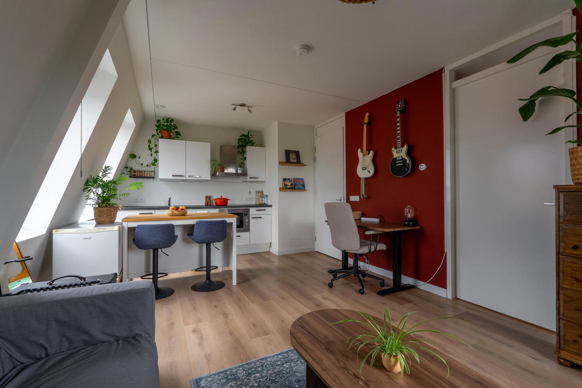 Studio te koop: Laauwikstraat 82A12, Lent