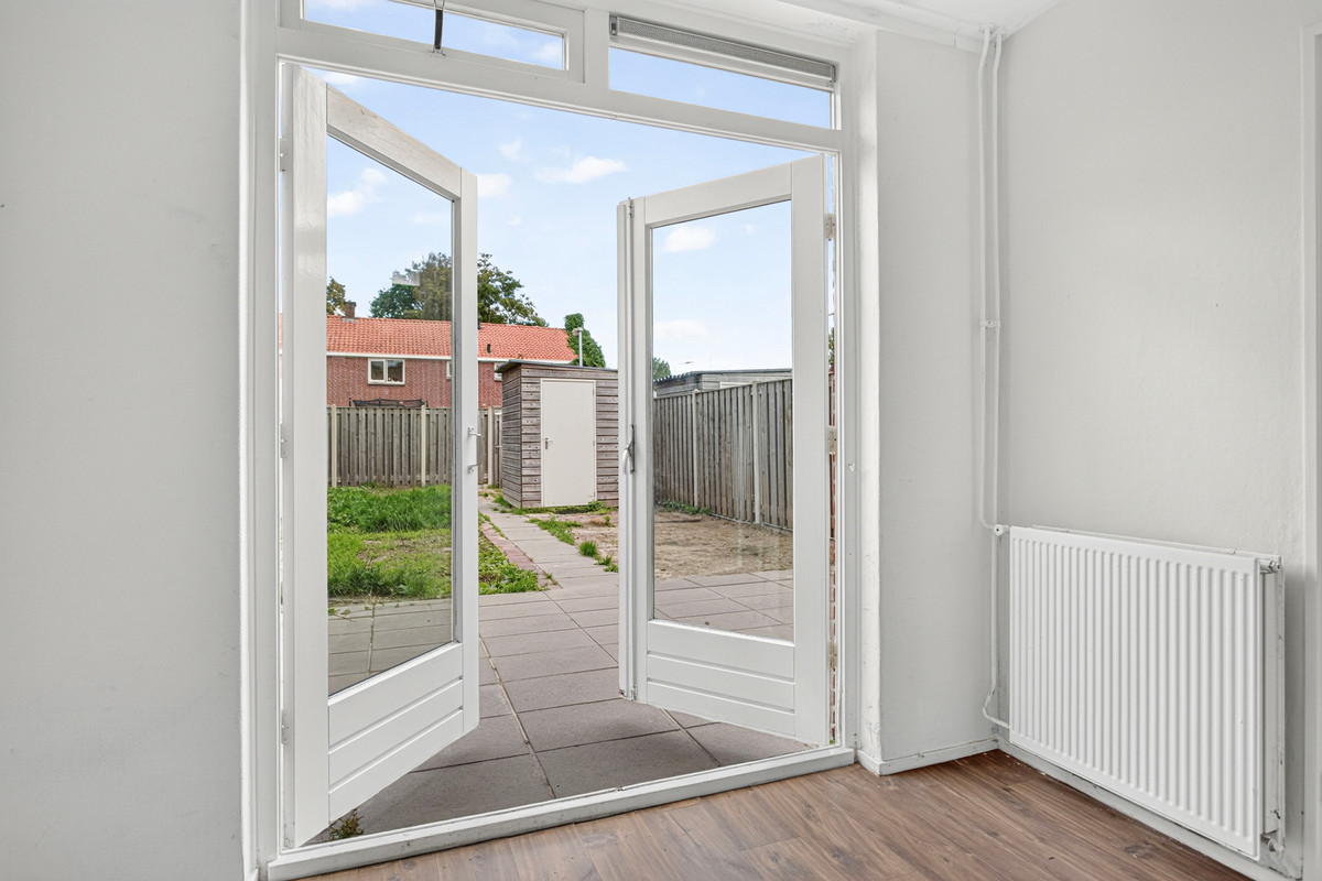 Tussenwoning te koop: Abraham Steenhagenstraat 3, Almelo