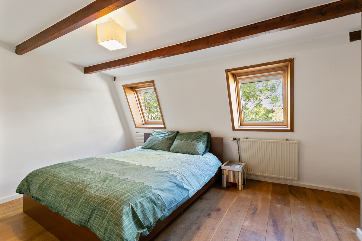 Studio te huur: Van Hogendorpstraat 96-3, Amsterdam