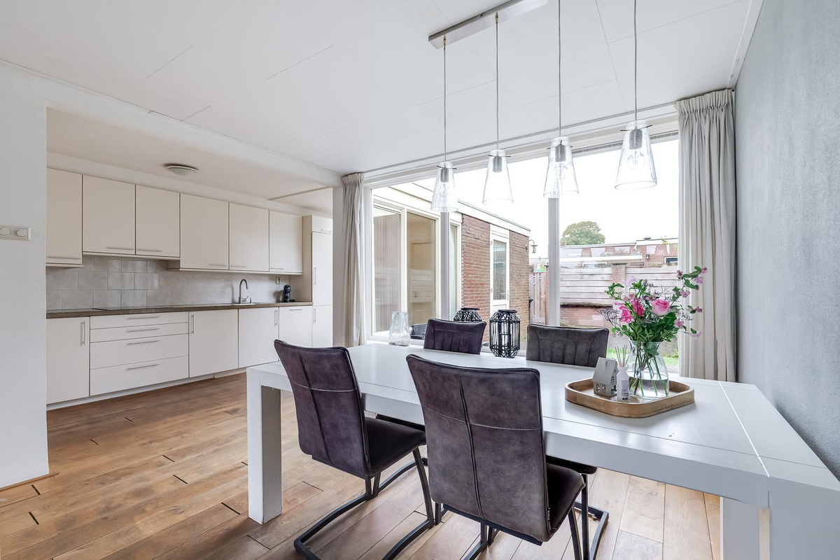 Tussenwoning te koop: Visweg 6, Egmond-Binnen
