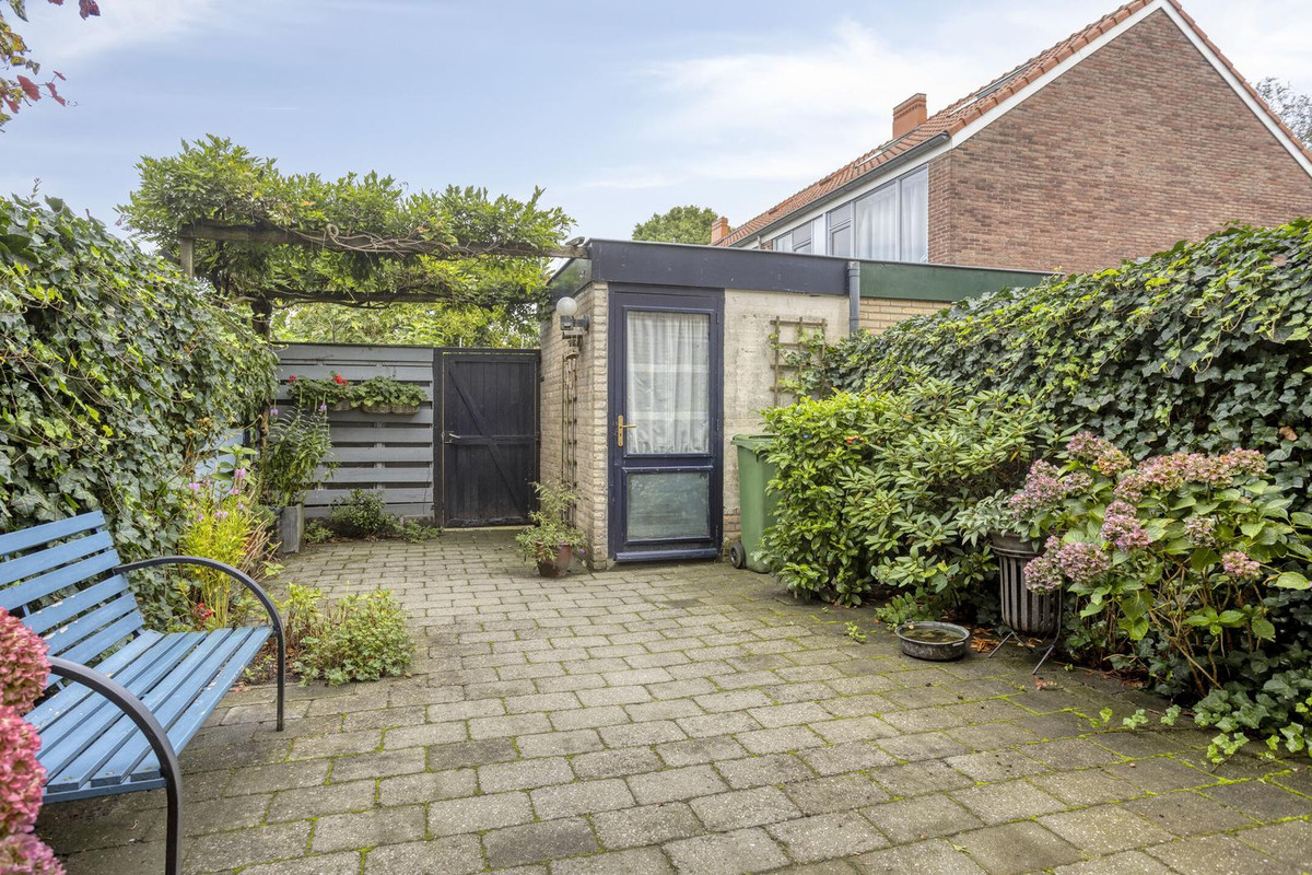 Tussenwoning te koop: Amerongenstraat 33BIS, Breda