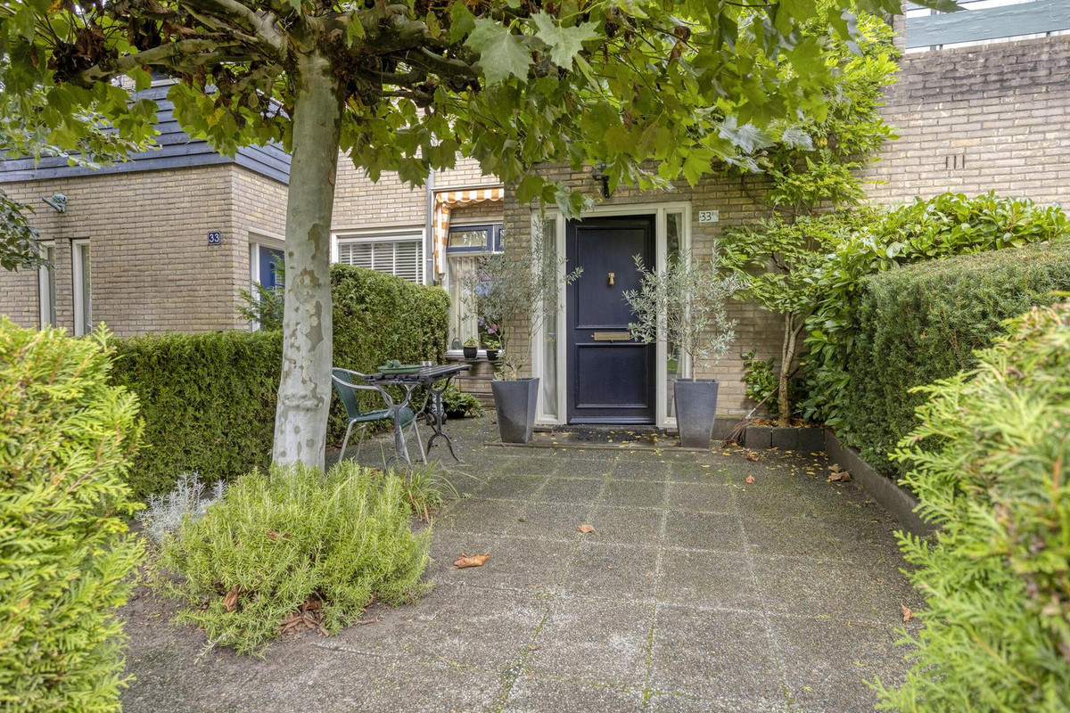 Tussenwoning te koop: Amerongenstraat 33BIS, Breda