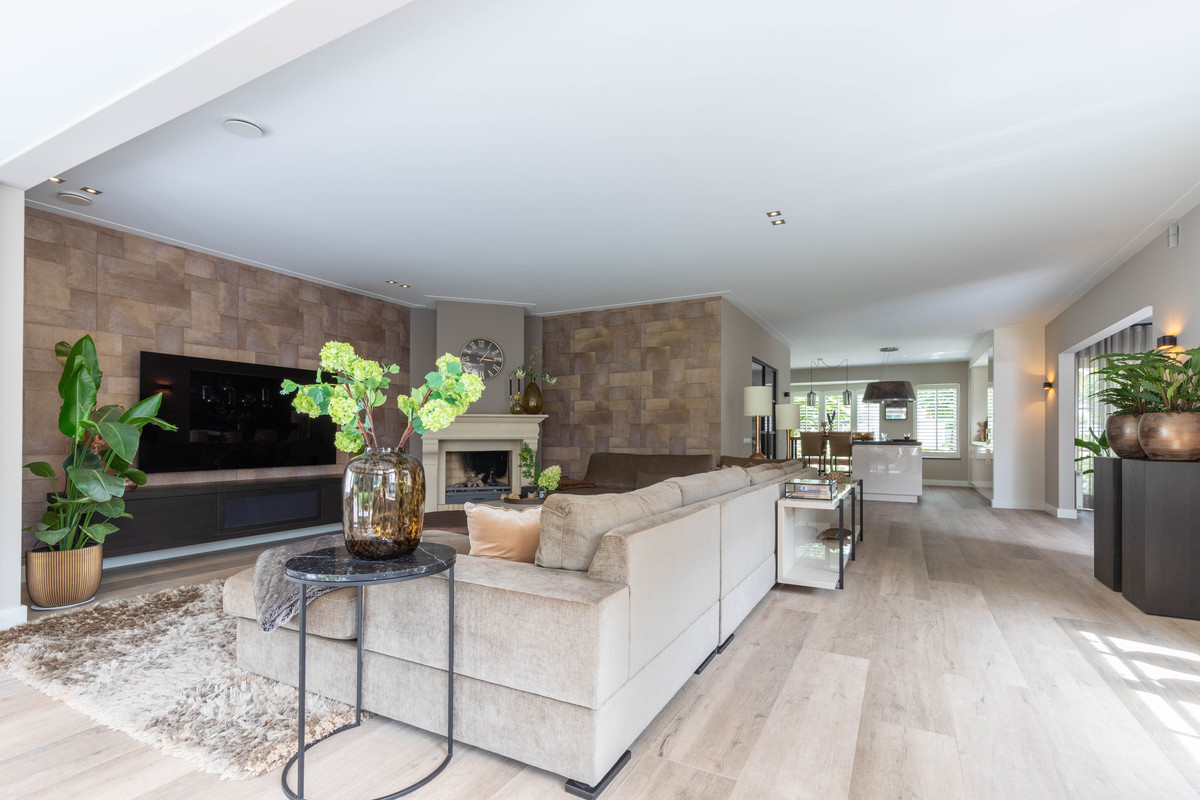 Vrijstaande woning te koop: Kerkweg 22, Aalsmeer
