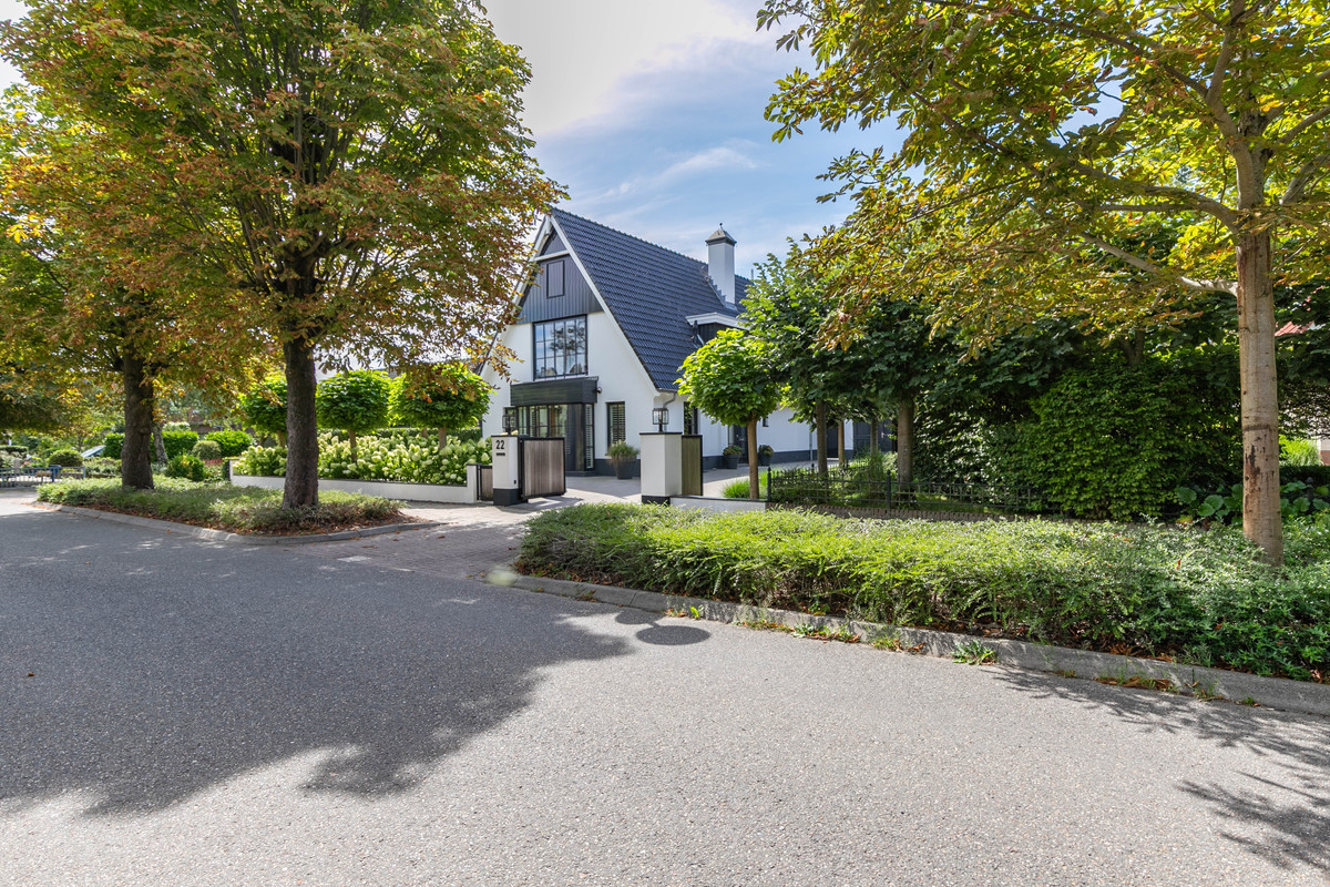 Vrijstaande woning te koop: Kerkweg 22, Aalsmeer