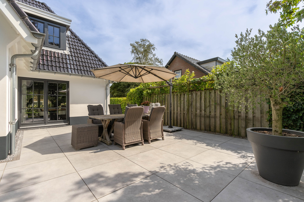 Vrijstaande woning te koop: Kerkweg 22, Aalsmeer