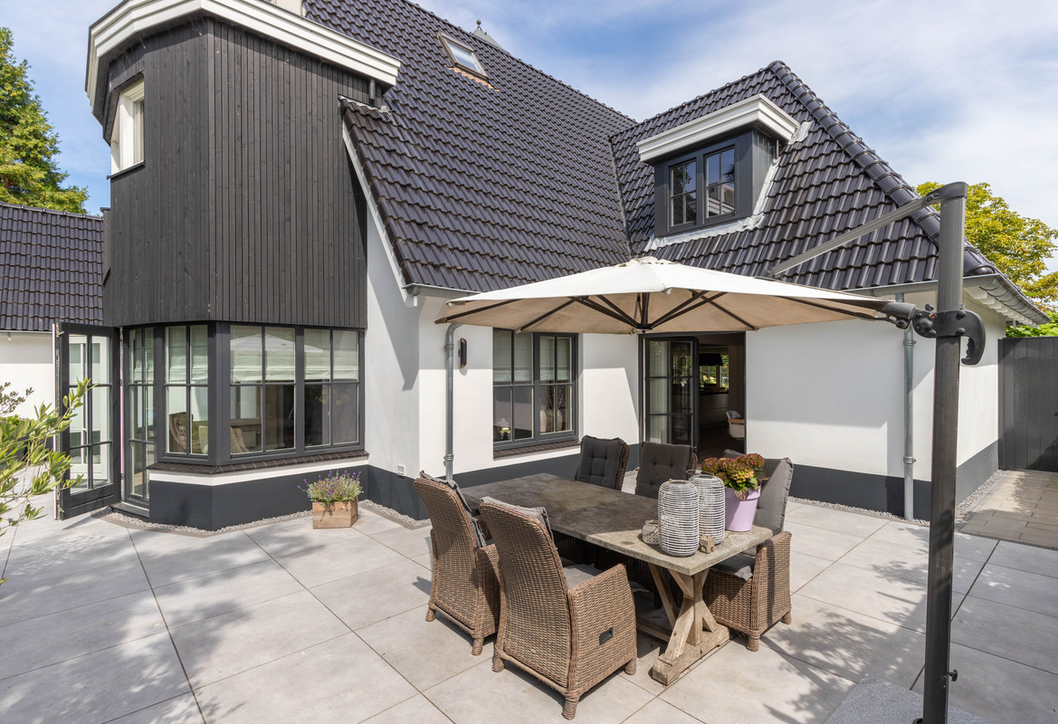 Vrijstaande woning te koop: Kerkweg 22, Aalsmeer