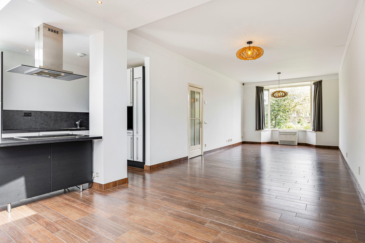 Tussenwoning te koop: Groen van Prinstererstraat 40, Arnhem