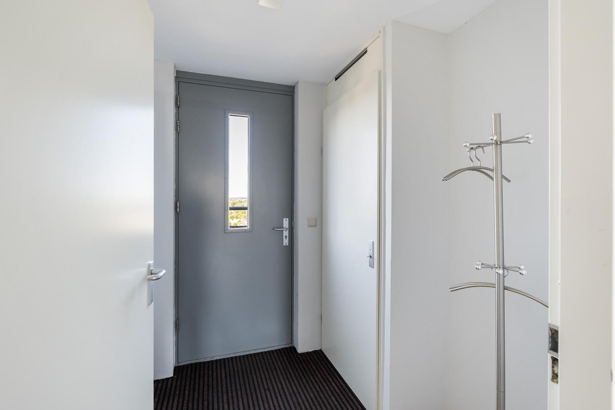 Appartement te koop: Eemstein 329, Zwijndrecht