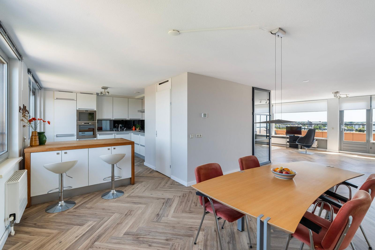 Appartement te koop: Eemstein 329, Zwijndrecht