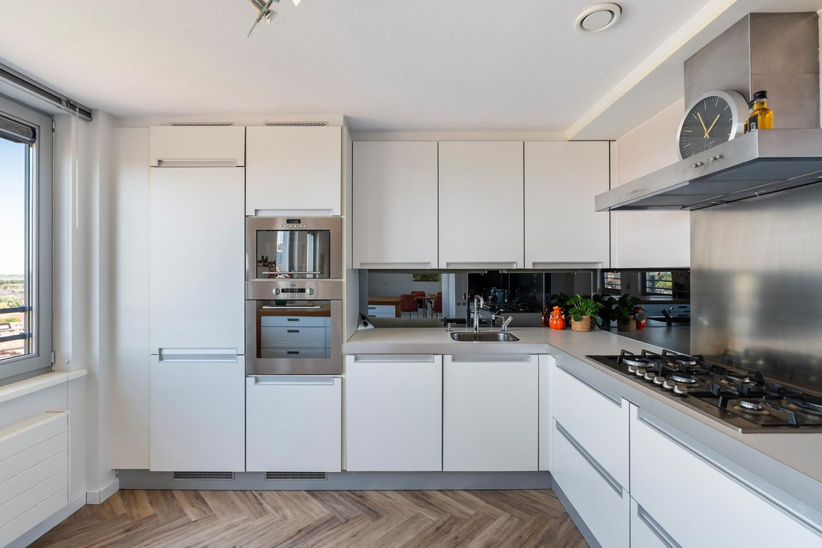 Appartement te koop: Eemstein 329, Zwijndrecht