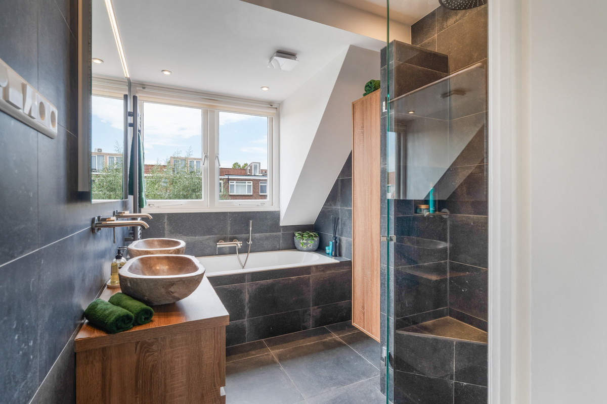 Appartement te koop: Nieuwe Kerkstraat 67B, Rotterdam