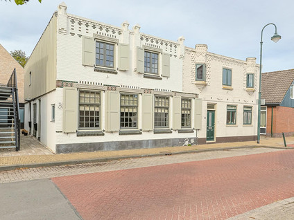 Dorpsstraat 28