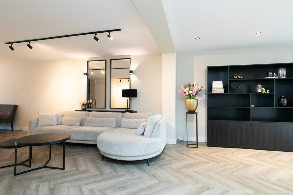 Tussenwoning te koop: Oegstgeeststraat 189, Tilburg