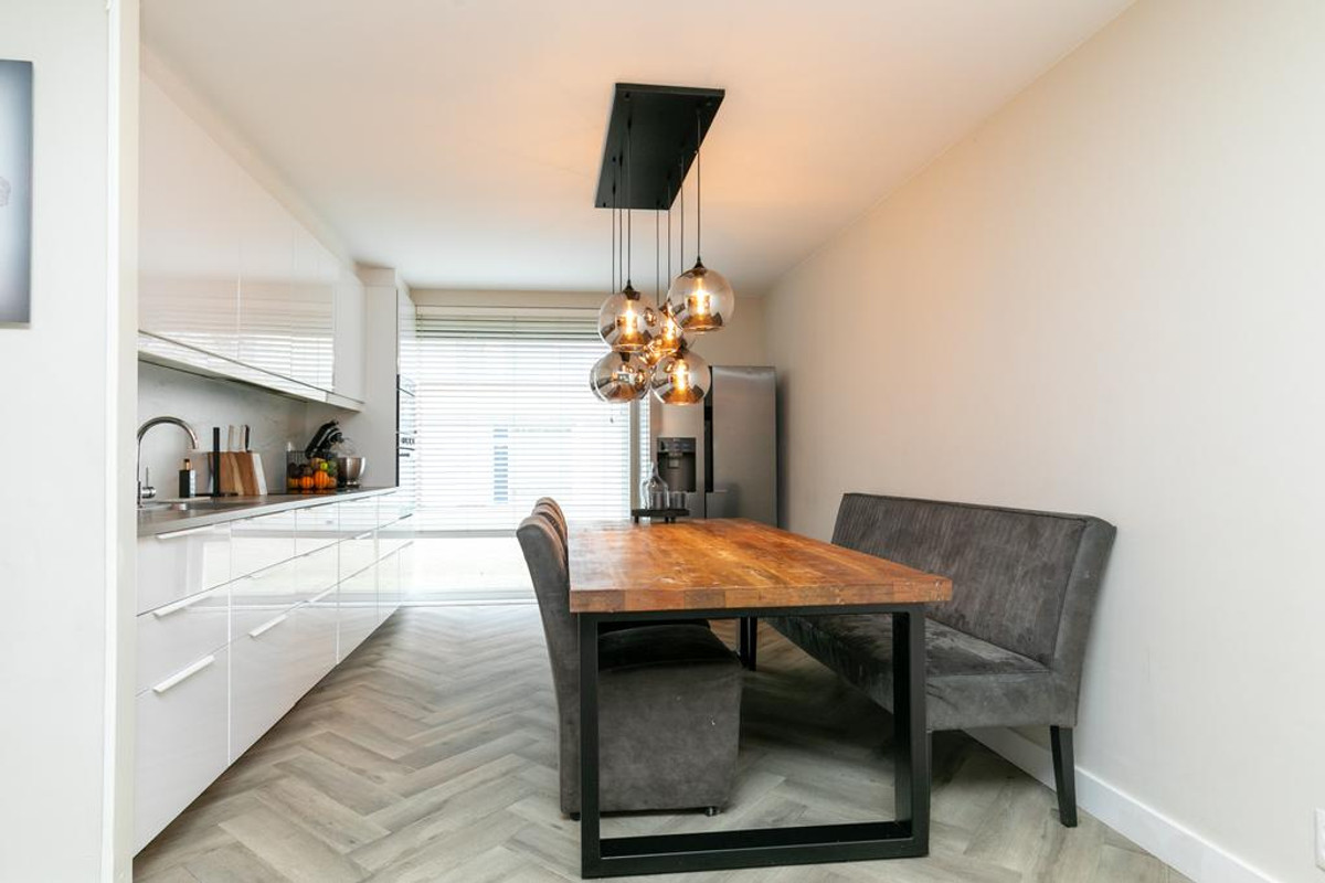 Tussenwoning te koop: Oegstgeeststraat 189, Tilburg