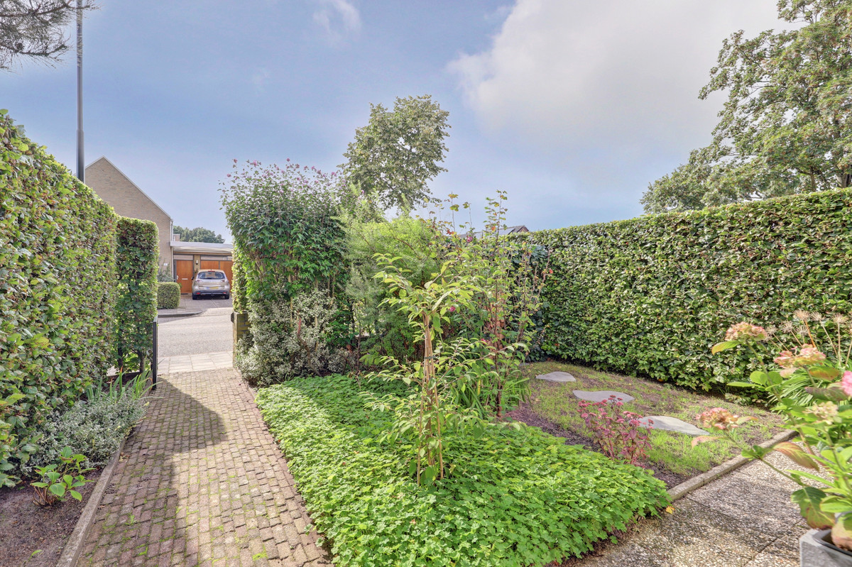 Tussenwoning te koop: Kruizemuntstraat 203, Apeldoorn