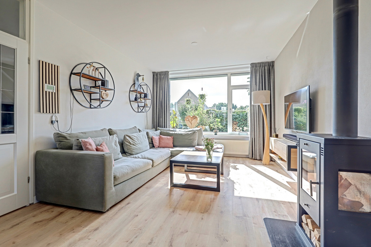 Tussenwoning te koop: Kruizemuntstraat 203, Apeldoorn