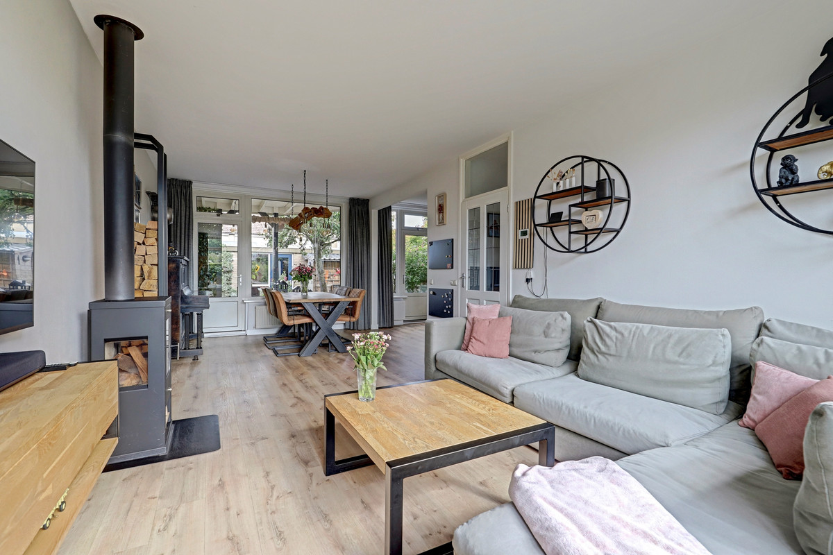 Tussenwoning te koop: Kruizemuntstraat 203, Apeldoorn