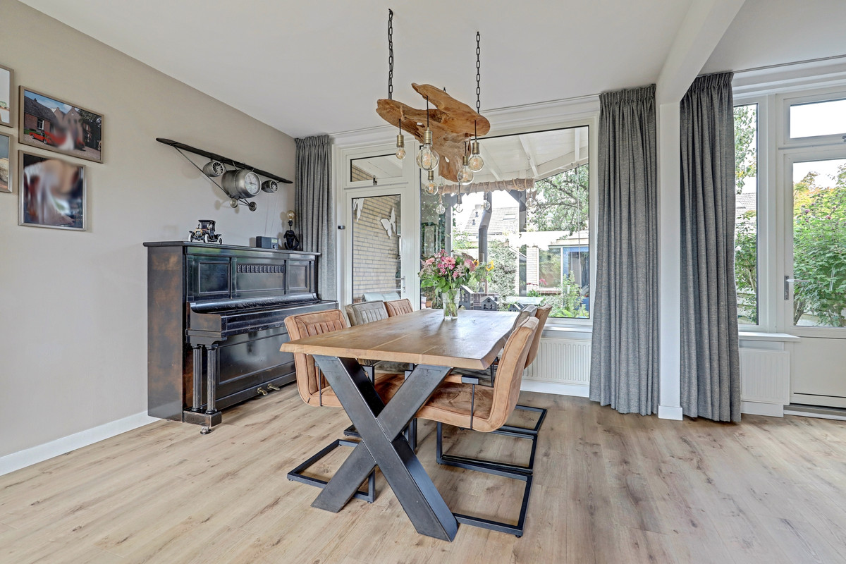 Tussenwoning te koop: Kruizemuntstraat 203, Apeldoorn