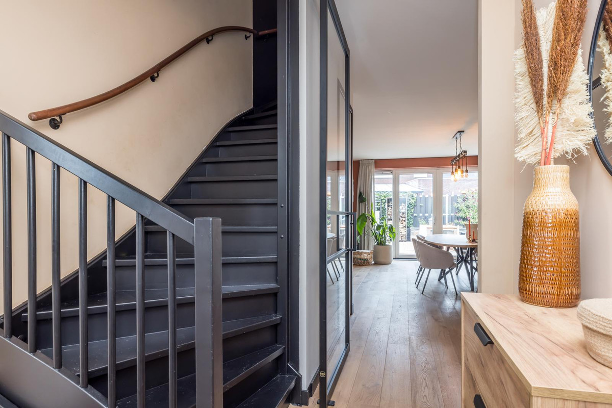 Tussenwoning te koop: Dienst 38, Brunssum