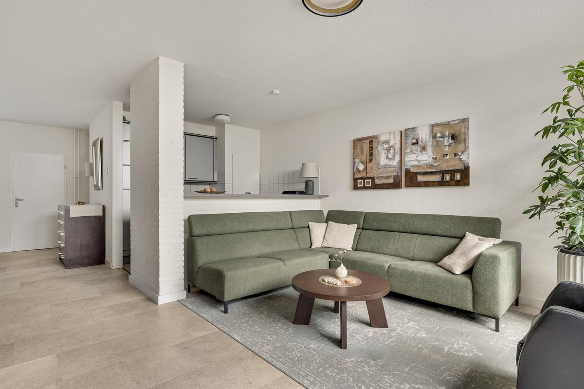 Tussenwoning te koop: Hogerweide 1, Weert