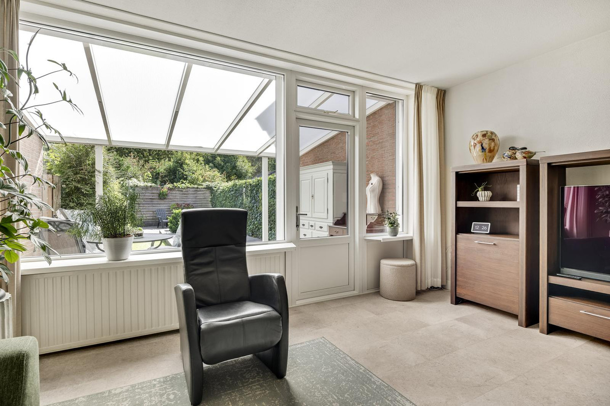 Tussenwoning te koop: Hogerweide 1, Weert