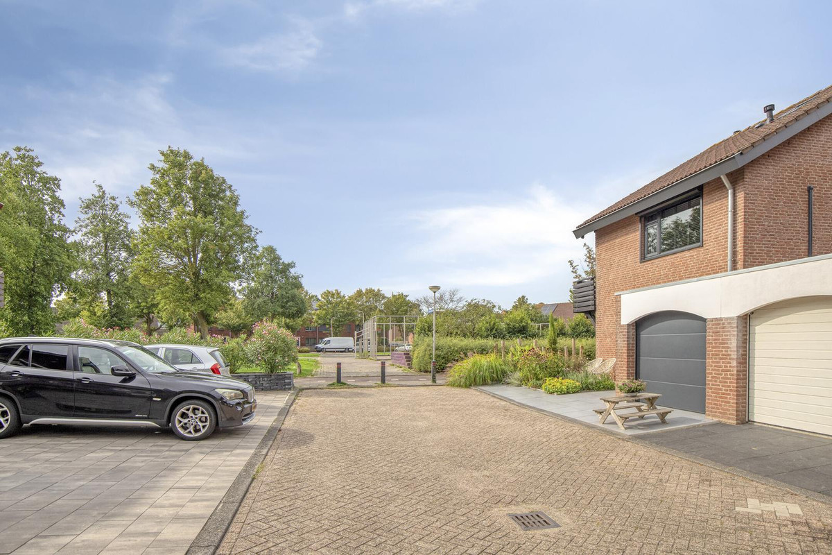 Hoekwoning te koop: Pianopad 14, Spijkenisse