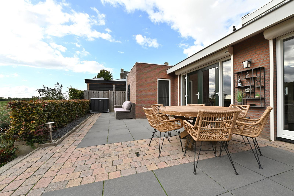 Vrijstaande woning te koop: Graaf Hendrikpolderdijk 8, Steenbergen