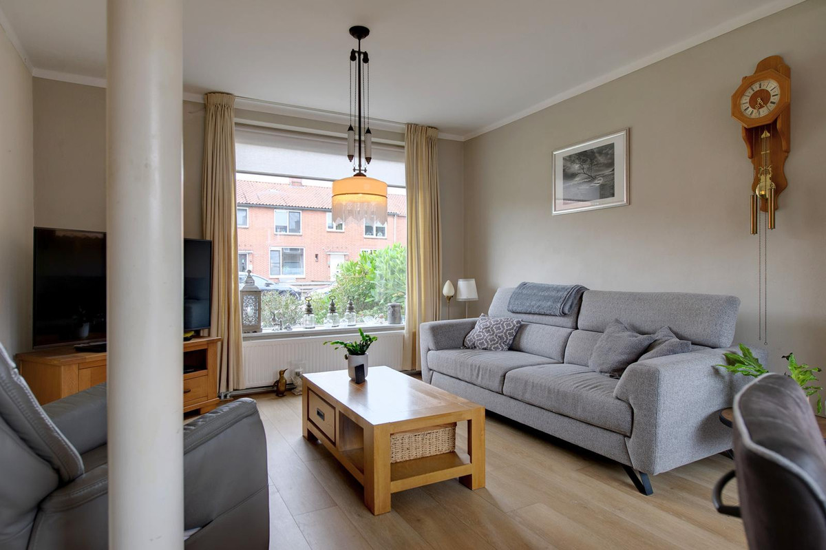 Tussenwoning te koop: Van Heemskerckstraat 12, Hoogezand