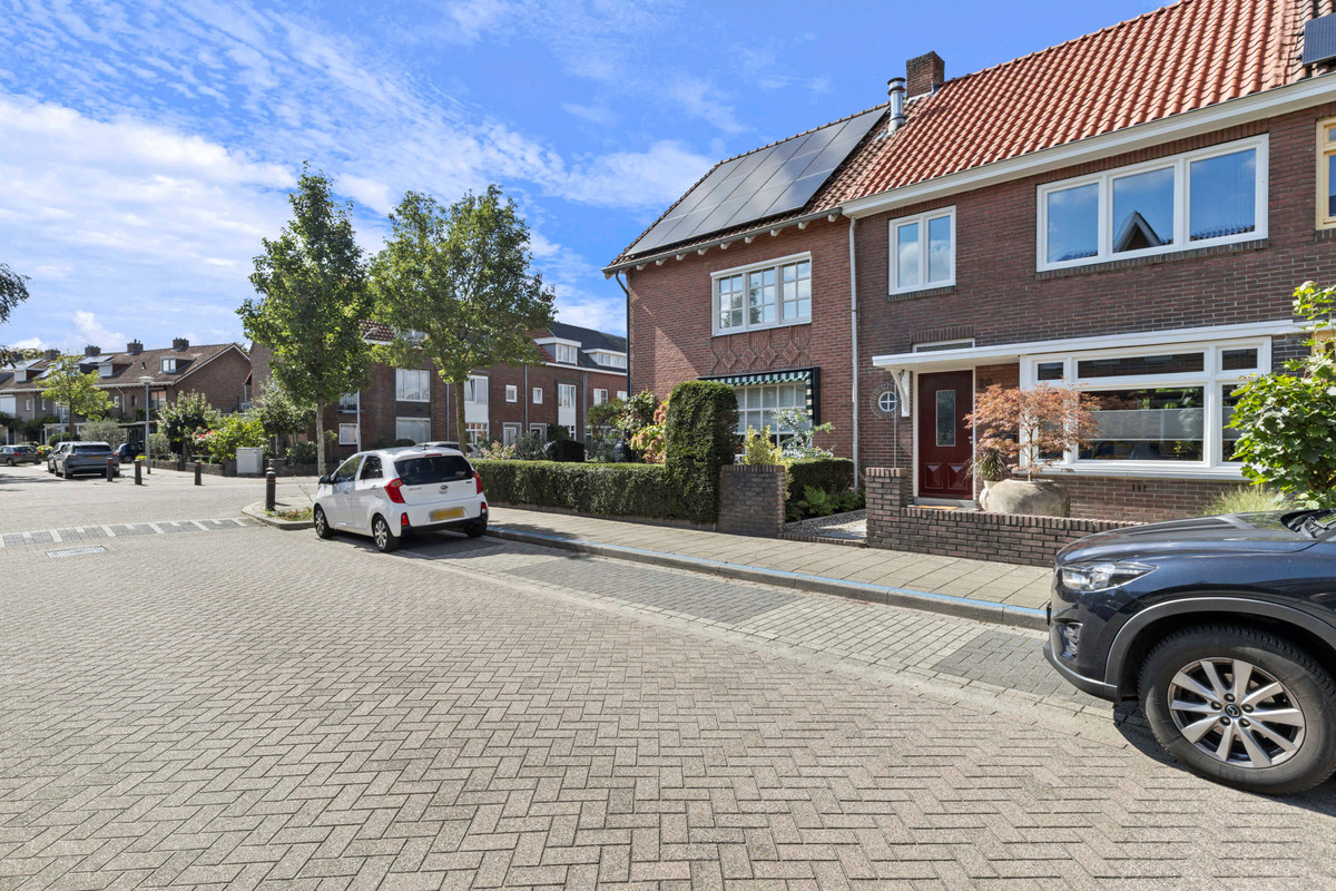 Tussenwoning te koop: Waldeck Pyrmontstraat 20, Venlo