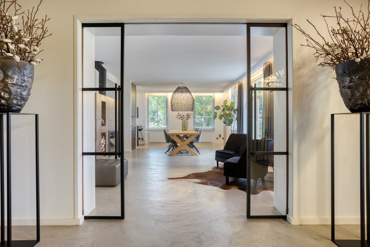 Vrijstaande woning te koop: Zuiddijk 3, Herkingen