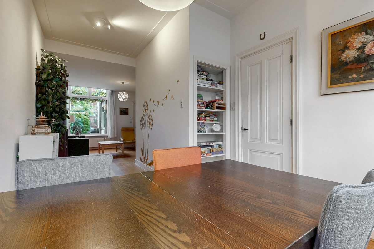 Tussenwoning te koop: Magdalena Moonsstraat 66, Leiden