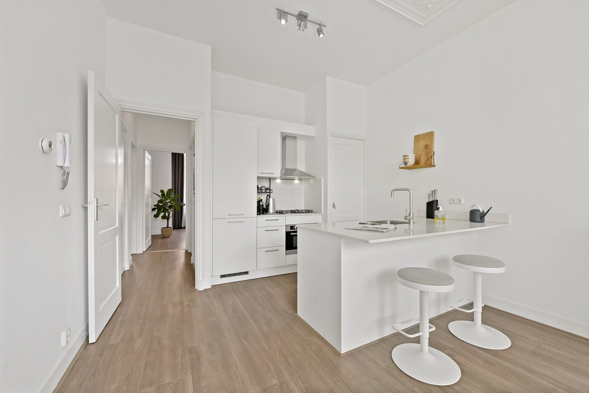 Appartement te koop: Groot Hertoginnelaan 107B, 'S-Gravenhage