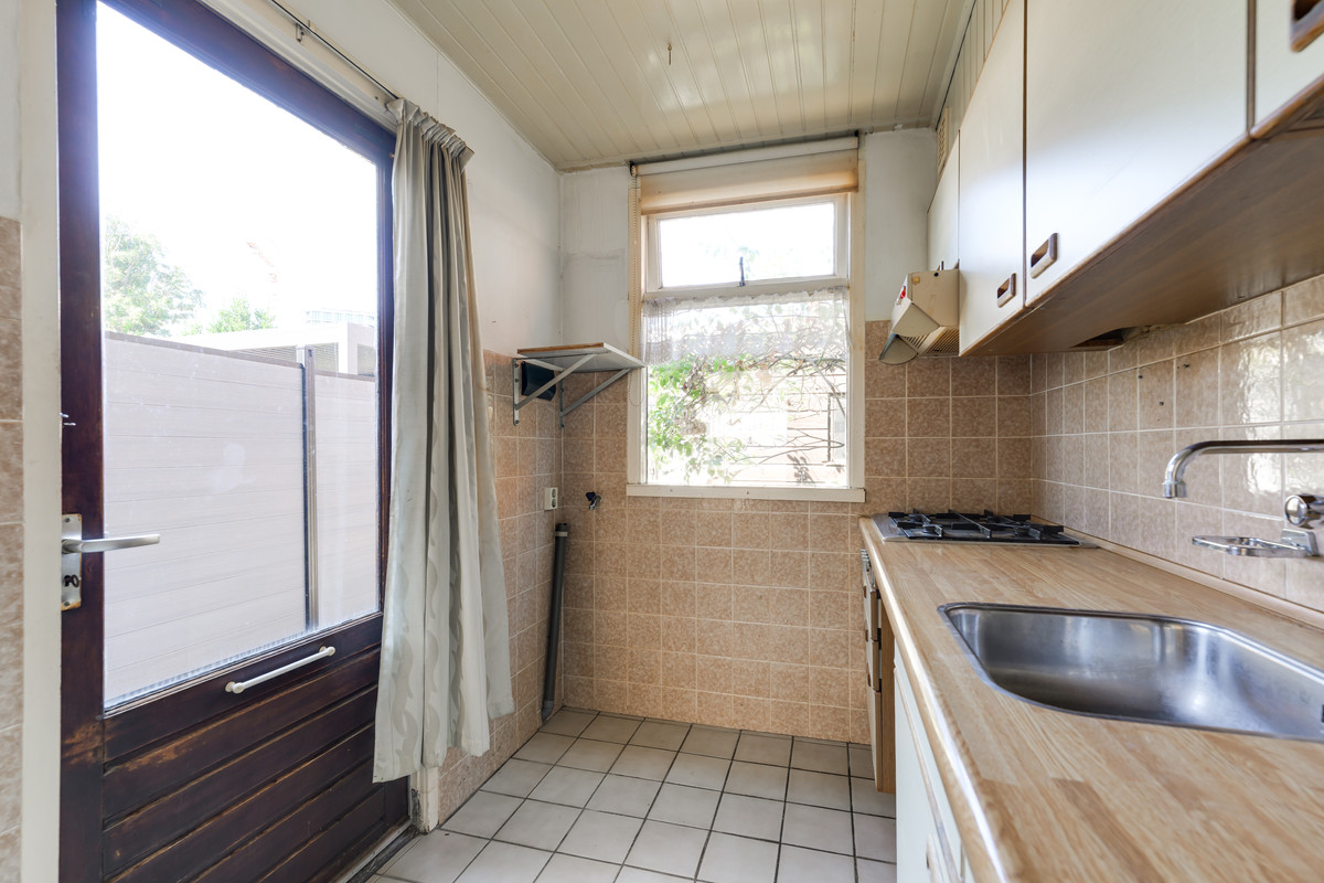 Tussenwoning te koop: Munnikenstraat 88, Leiden