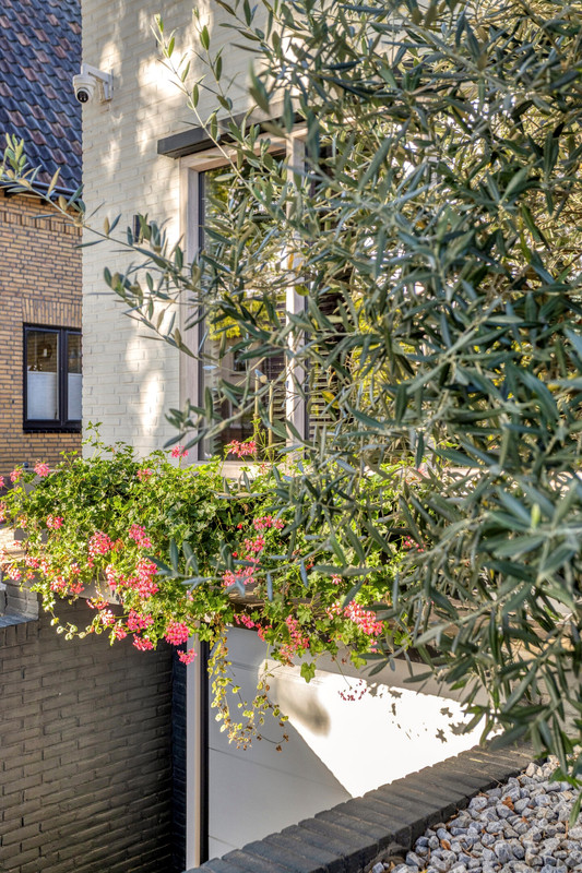 Vrijstaande woning te koop: Heerlenerweg 9, Sittard