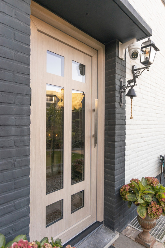 Vrijstaande woning te koop: Heerlenerweg 9, Sittard