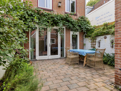 Uiterstegracht 64