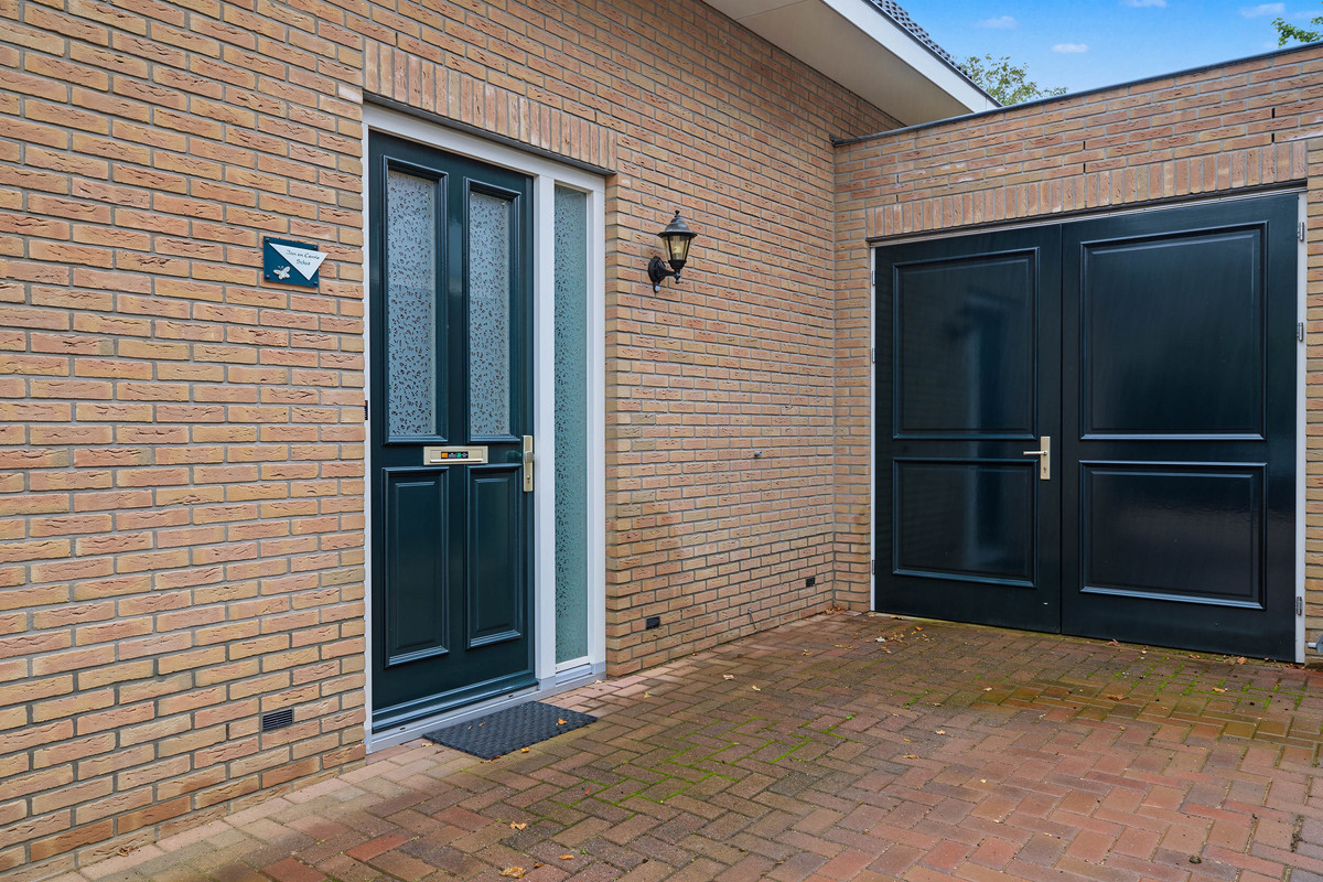 Vrijstaande woning te koop: Obrechtlaan 1A, Ede