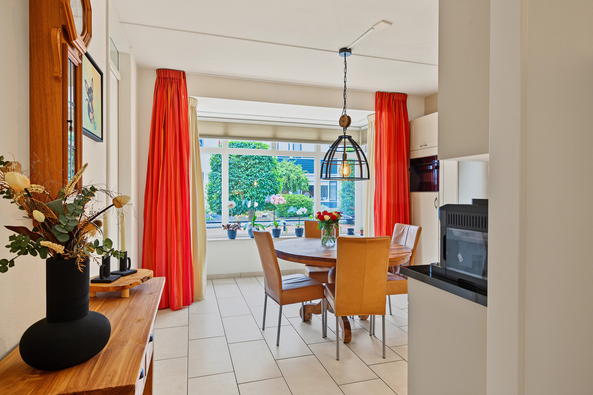 Vrijstaande woning te koop: Obrechtlaan 1A, Ede