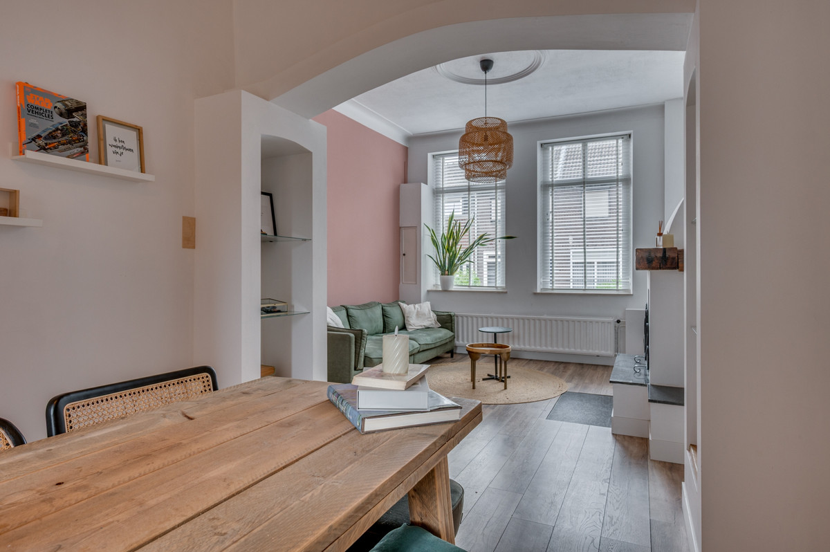 Tussenwoning te koop: Tegelseweg 83, Venlo